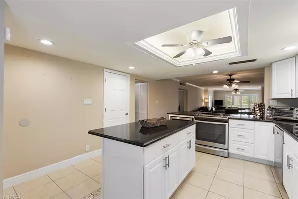 Fort Myers, FL 33901,2264 Winkler AVE #202