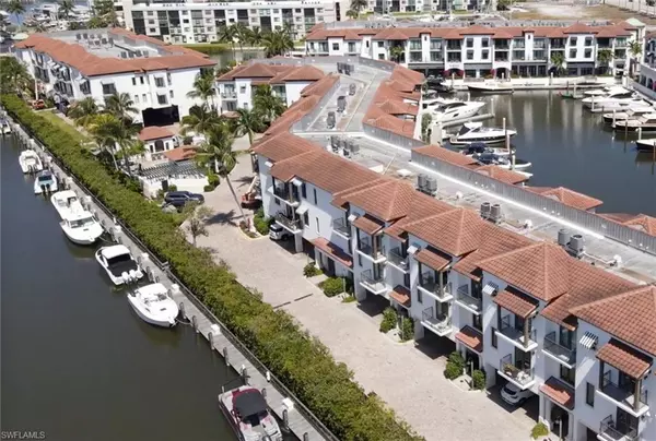 1500 5th AVE S, Naples, FL 34102