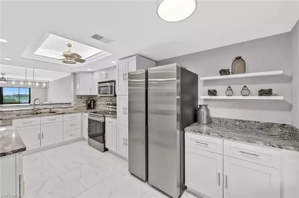 Fort Myers, FL 33908,12170 Kelly Sands WAY #701