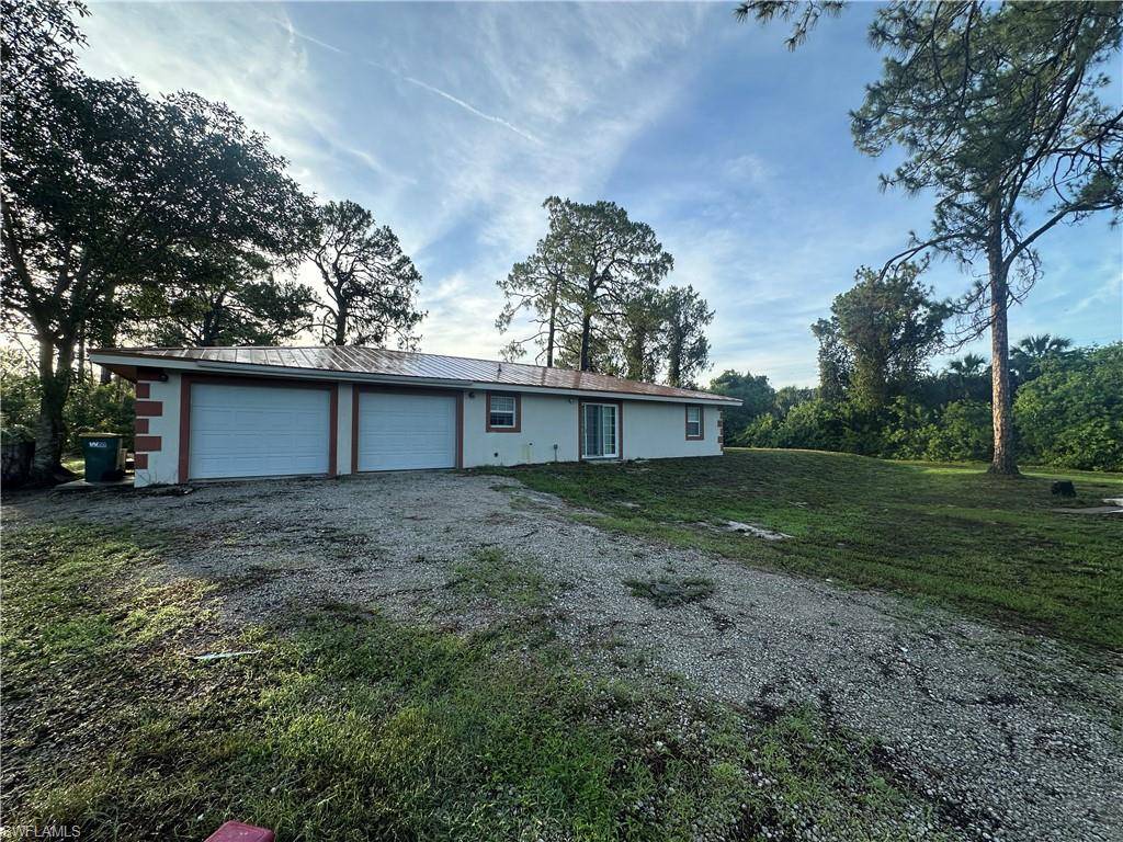 Naples, FL 34117,475 Weber BLVD S