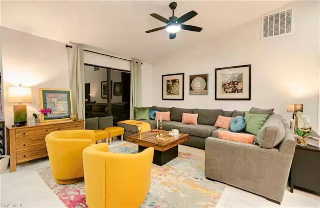 Naples, FL 34104,2596 River Reach DR