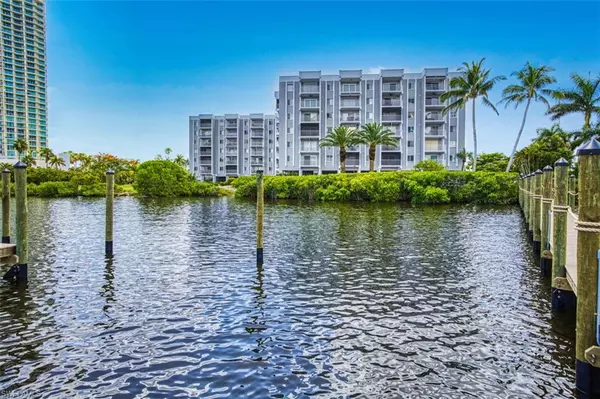 Fort Myers, FL 33916,2885 Palm Beach BLVD #105