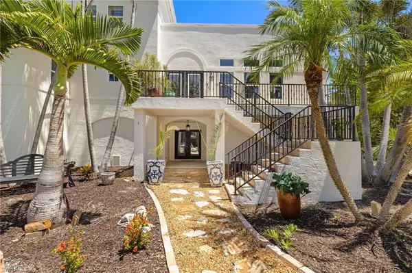 Sanibel, FL 33957,500 Kinzie Island CT