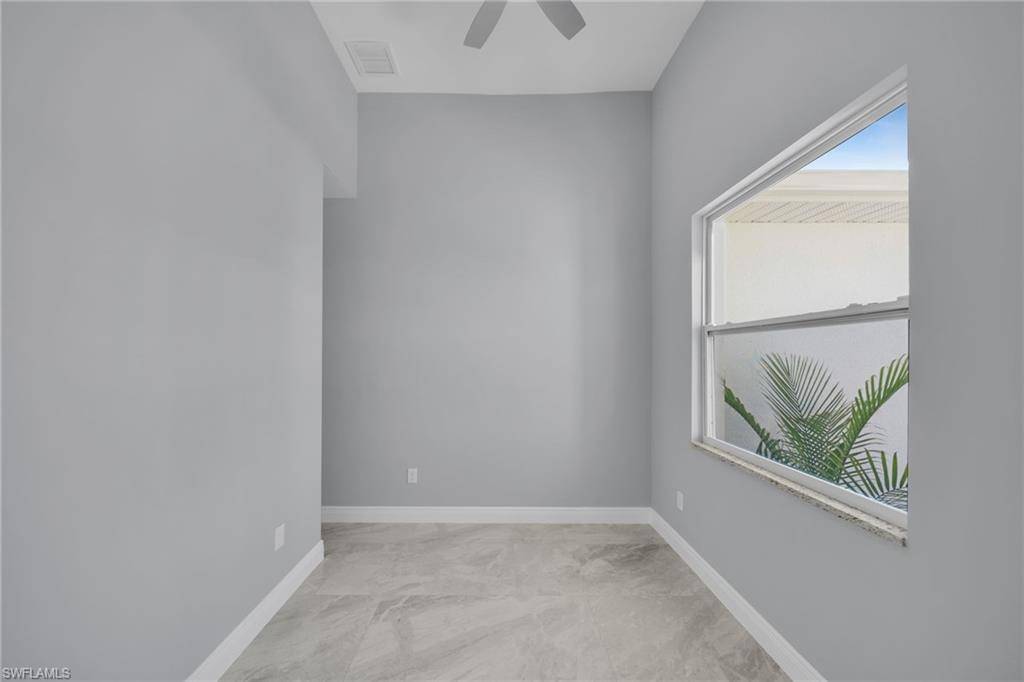 Lehigh Acres, FL 33974,908 Barcia ST E