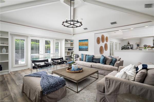 Naples, FL 34102,420 Palm CIR E