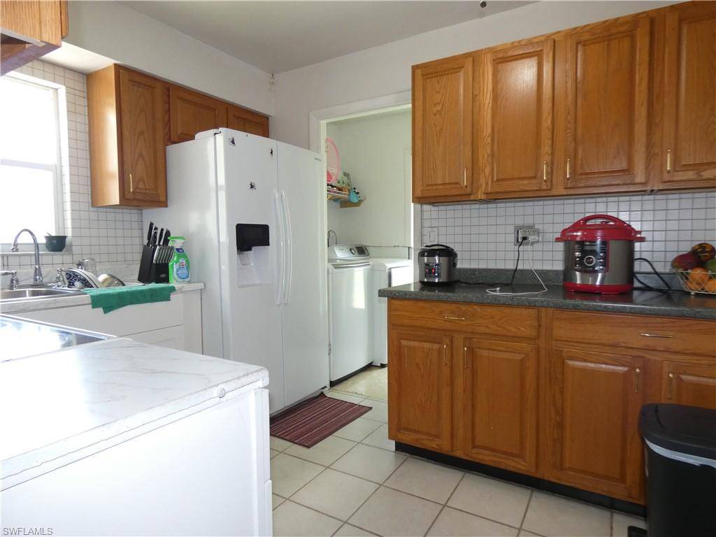 Lehigh Acres, FL 33936,314 Morgan CIR N