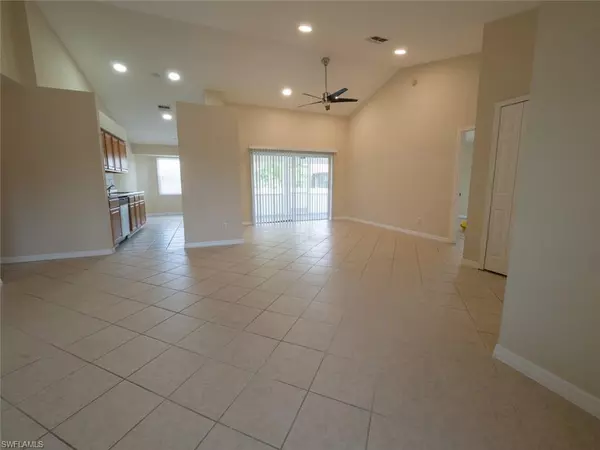 Fort Myers, FL 33967,8361 Buena Vista RD