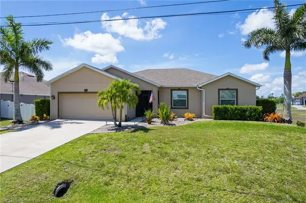 2028 NE 35th ST, Cape Coral, FL 33909