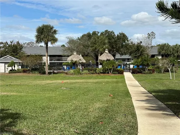 Naples, FL 34116,1224 Commonwealth CIR #N-203