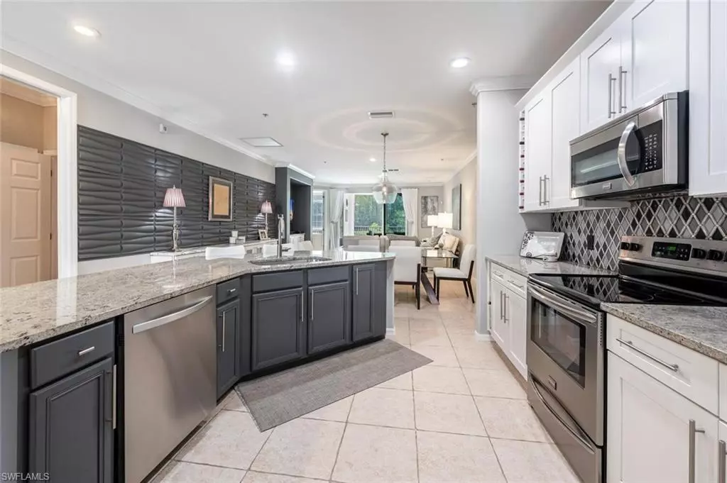 Naples, FL 34112,4883 Hampshire CT #105