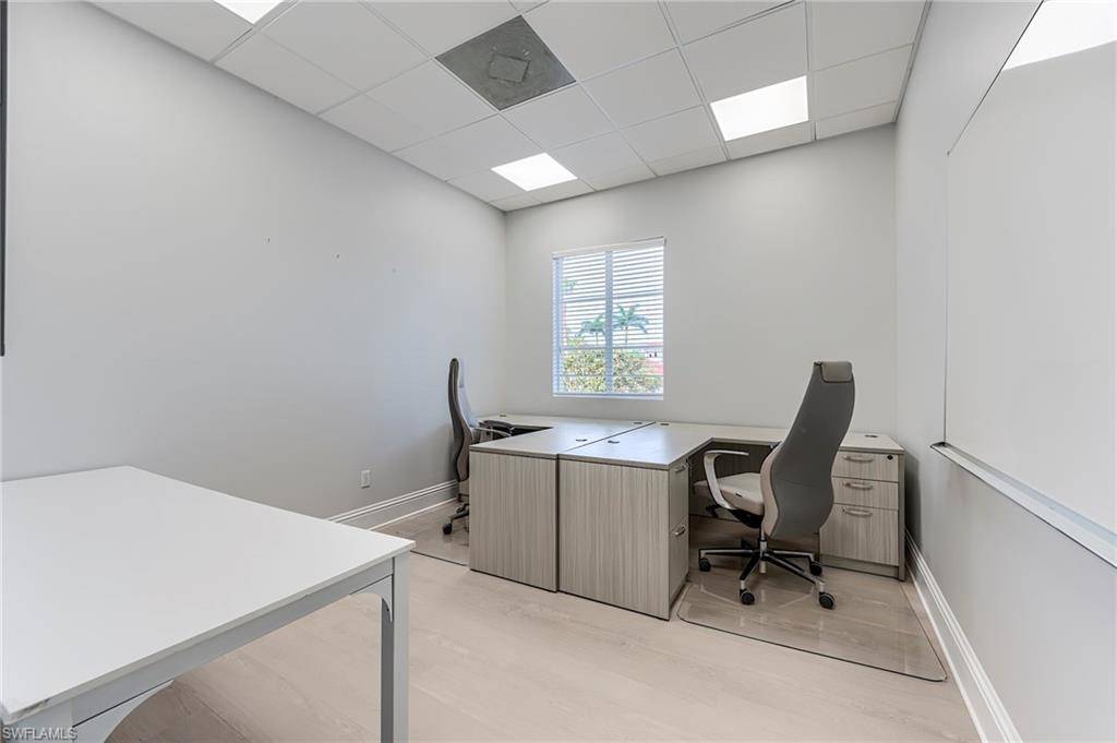 Naples, FL 34109,9180 Galleria CT #F