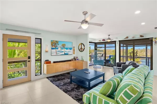 Sanibel, FL 33957,771 Rabbit RD