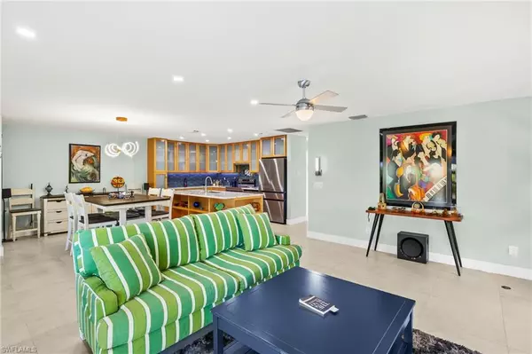 Sanibel, FL 33957,771 Rabbit RD