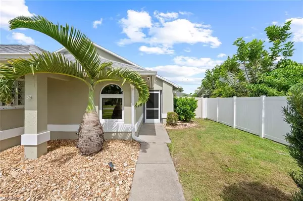 North Fort Myers, FL 33903,13690 Willow Bridge DR