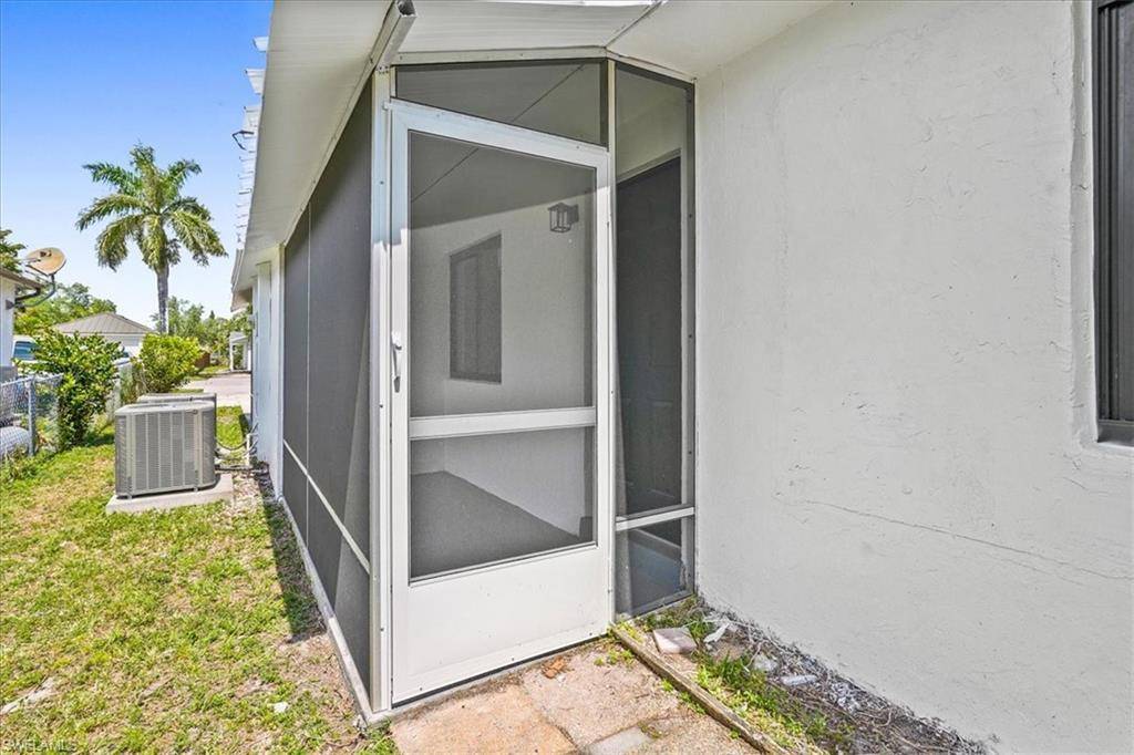 Naples, FL 34104,3652 Hibiscus AVE #A
