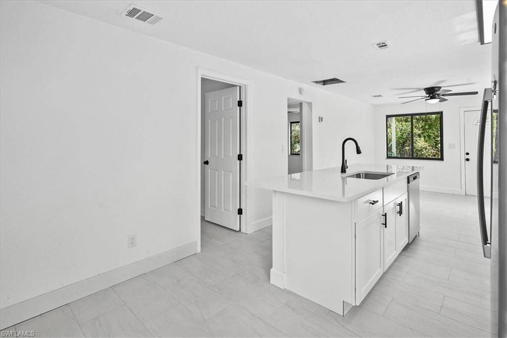 Naples, FL 34104,3652 Hibiscus AVE #A