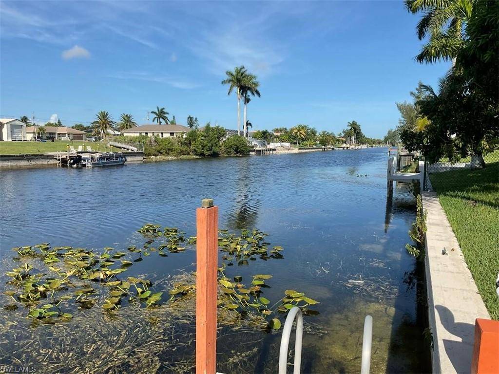 Cape Coral, FL 33990,504 SE 16th TER
