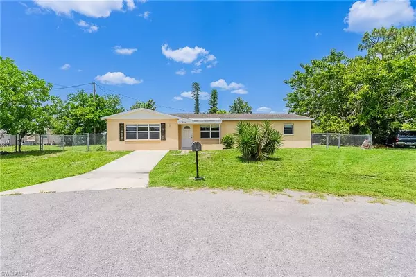 Lehigh Acres, FL 33936,204 Alabama CT