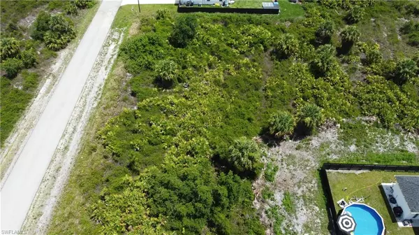 Lehigh Acres, FL 33974,933 Norton AVE S