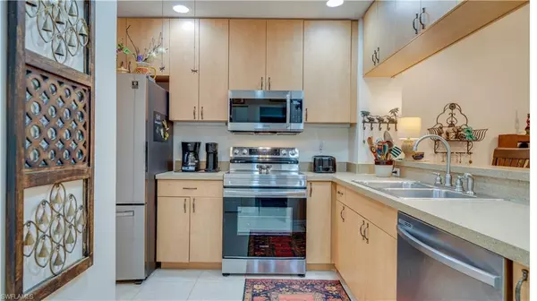Cape Coral, FL 33909,1133 Van Loon Commons CIR #202