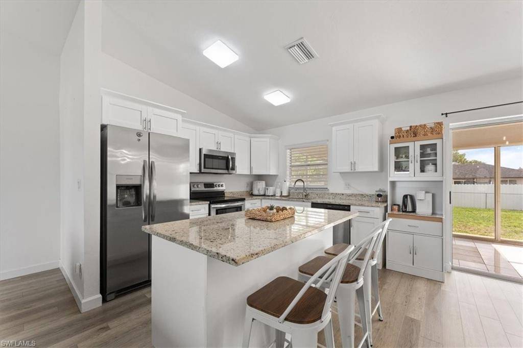 Cape Coral, FL 33991,605 SW 18th TER