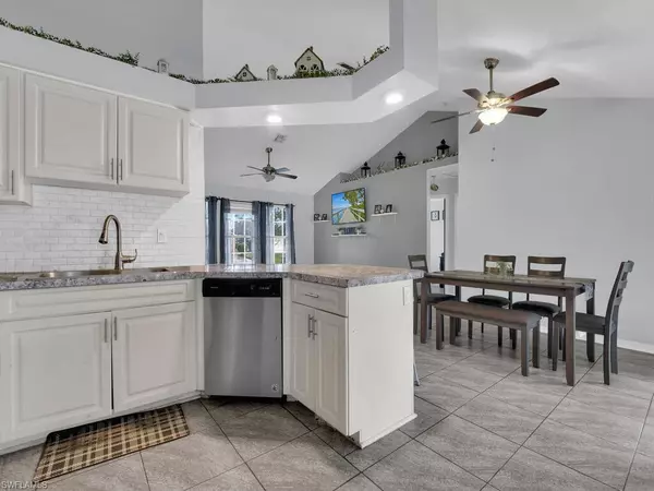 Cape Coral, FL 33991,515 SW 9th CT