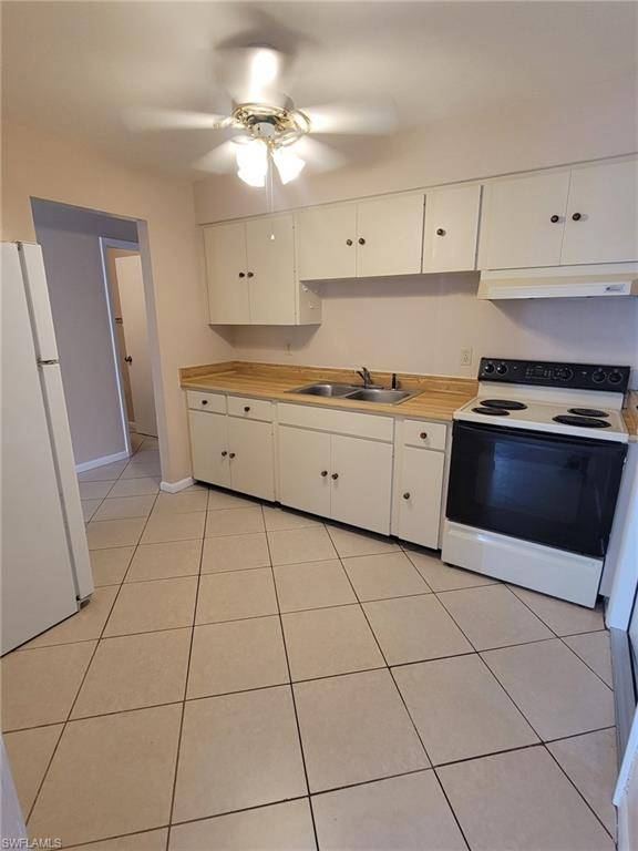 Lehigh Acres, FL 33936,48 Heath Aster LN