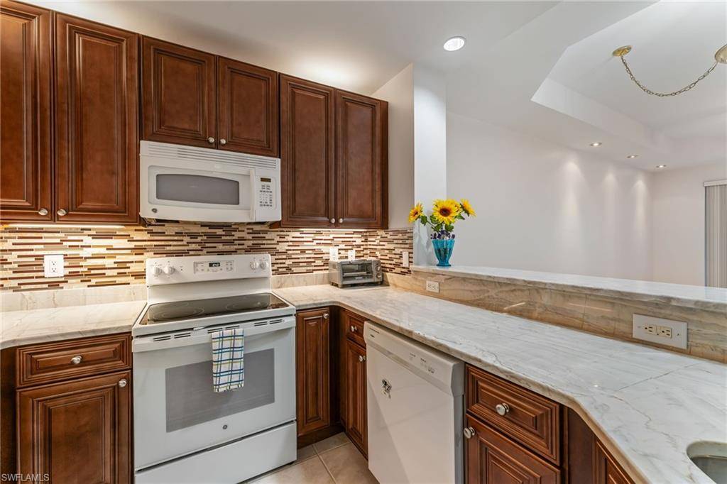 North Fort Myers, FL 33917,15250 Riverbend BLVD #101