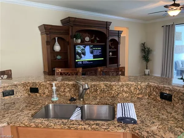 Naples, FL 34104,8088 Piedmont DR
