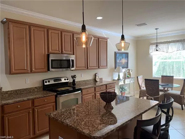 Naples, FL 34104,8088 Piedmont DR