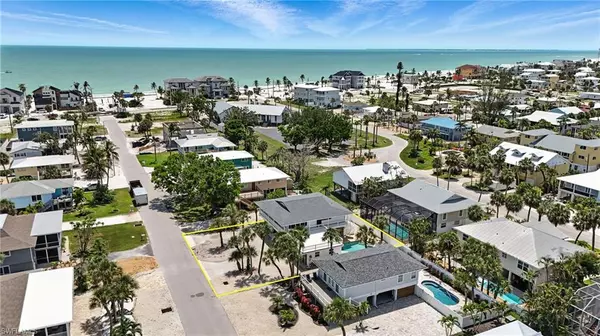 Fort Myers Beach, FL 33931,131 Bay Mar Drive DR