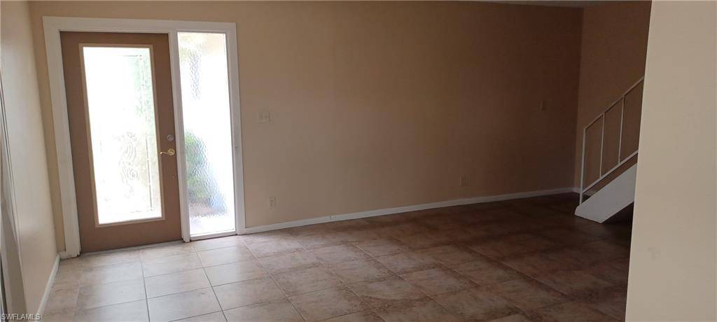 Fort Myers, FL 33907,3332 New South Province BLVD #3
