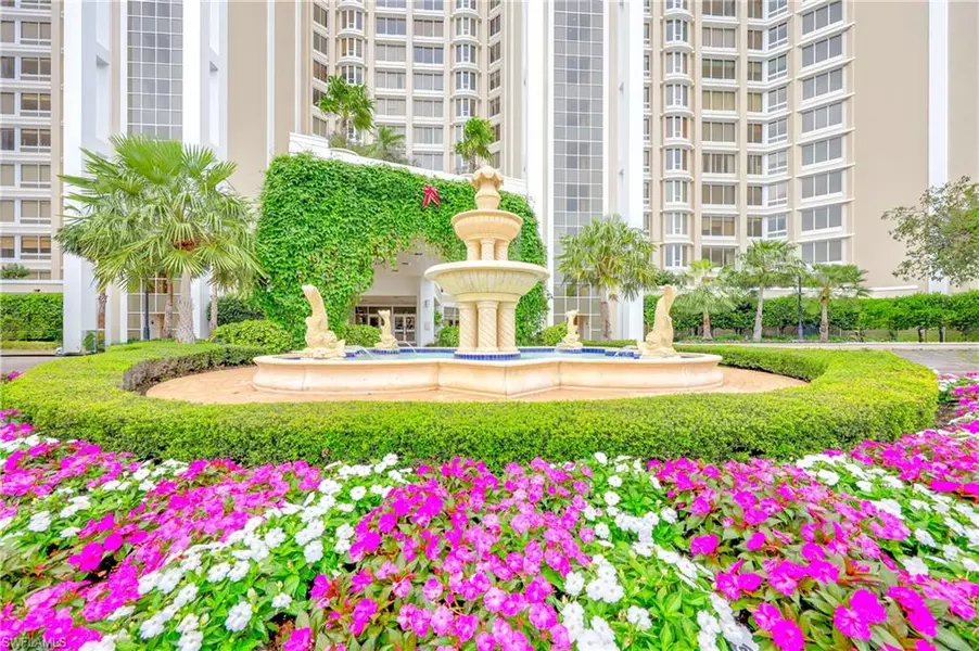 7117 Pelican Bay BLVD #1508, Naples, FL 34108