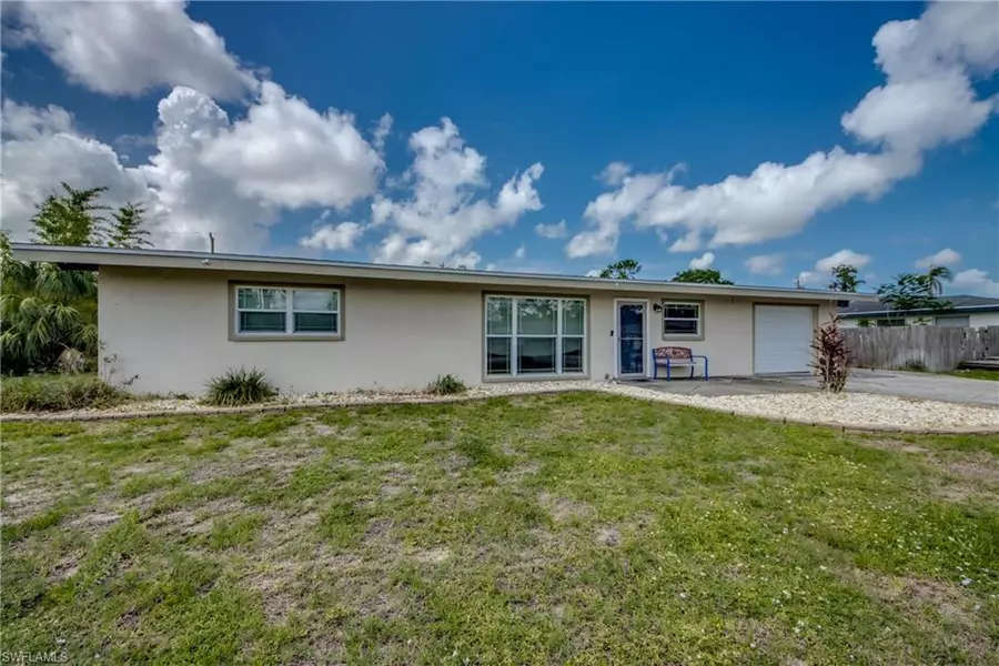 2342 Dover AVE, Fort Myers, FL 33907