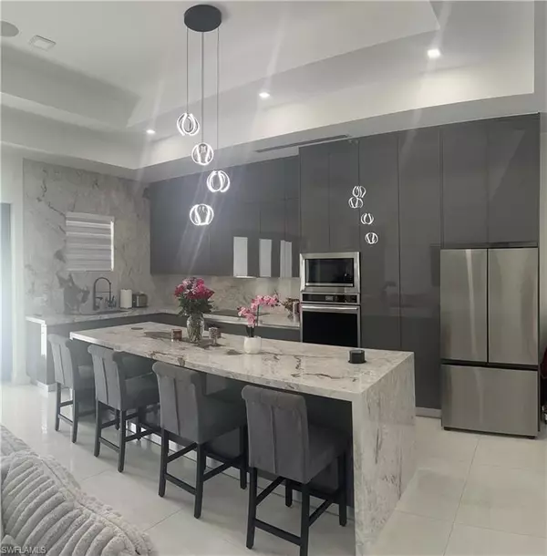 Naples, FL 34120,4067 33rd AVE NE
