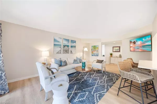 Naples, FL 34105,208 Bob O Link WAY #208A