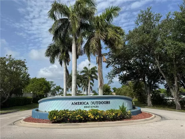 Fort Myers, FL 33908,5769 Pink Panther DR
