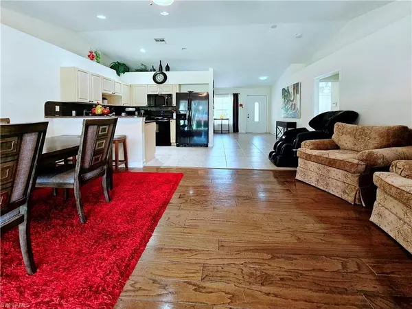 Naples, FL 34120,2640 4th AVE NE