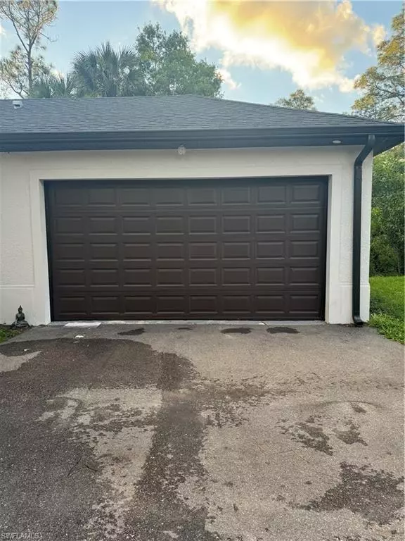Naples, FL 34120,2358 66th AVE NE