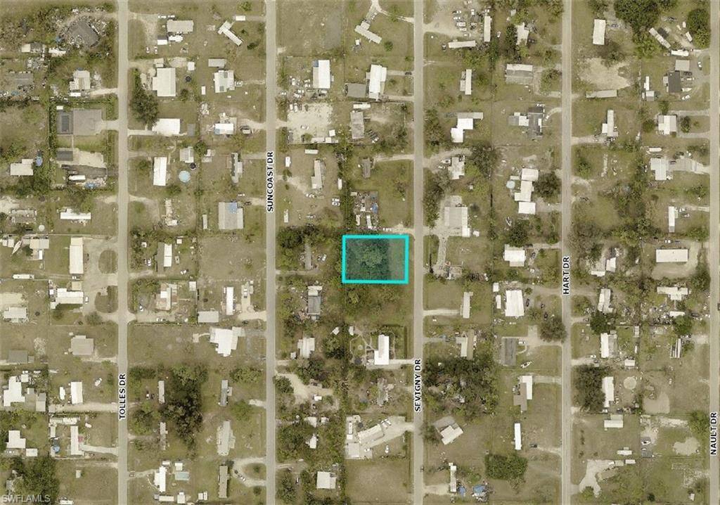 North Fort Myers, FL 33917,8366 Sevigny DR