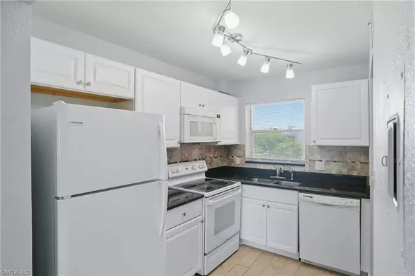Naples, FL 34105,170 Turtle Lake CT #301
