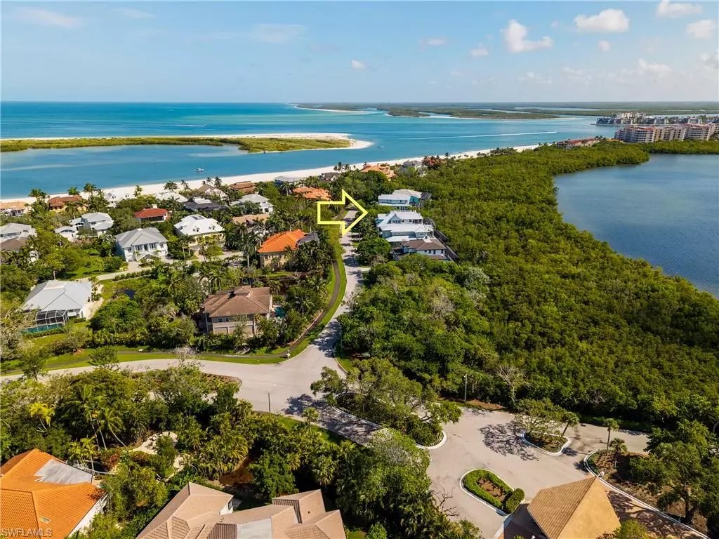 Marco Island, FL 34145,965 Royal Marco WAY