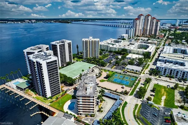 Fort Myers, FL 33901,1900 Virginia AVE #102