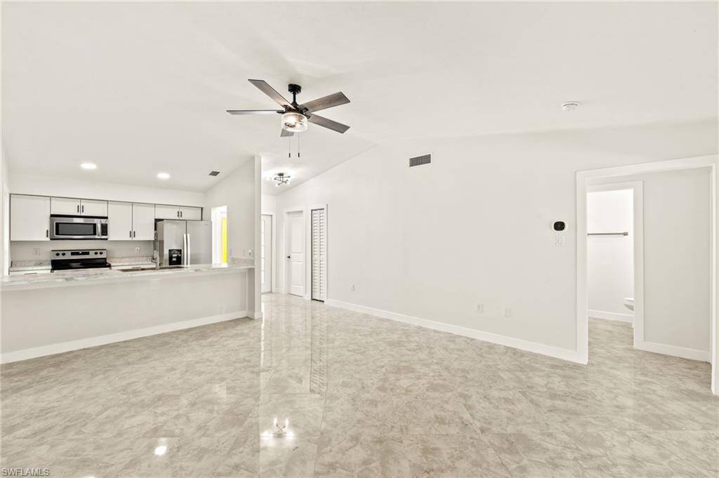 Sanibel, FL 33957,1672 Atlanta Plaza DR