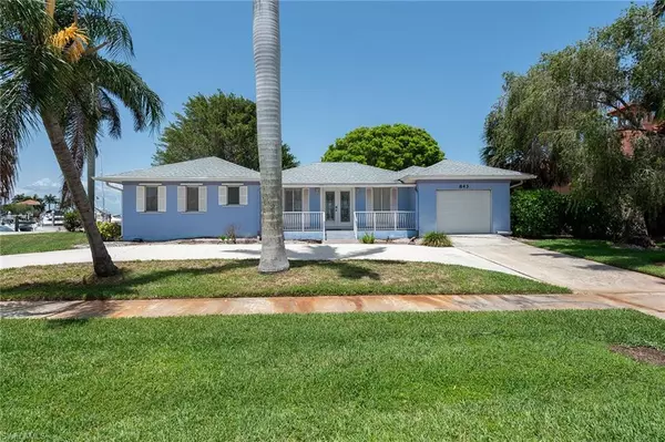 843 Buttonwood CT, Marco Island, FL 34145