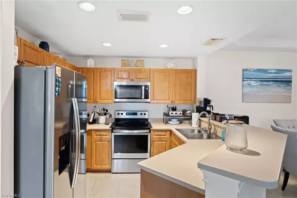 Cape Coral, FL 33909,3939 Pomodoro CIR #103