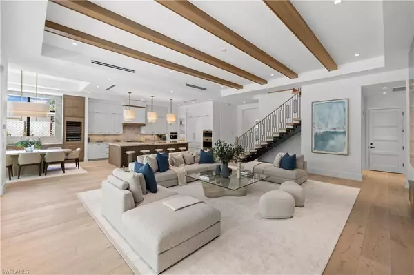 Naples, FL 34102,850 10th ST N