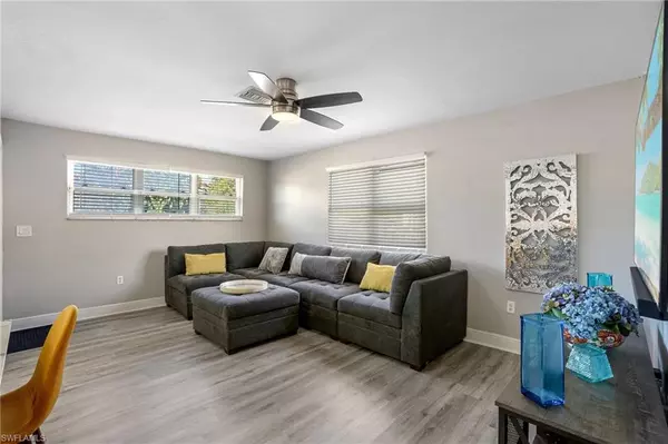 Fort Myers, FL 33907,4855 West DR