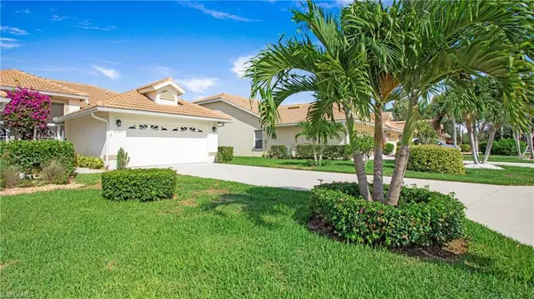 Naples, FL 34113,8022 Palomino DR #52