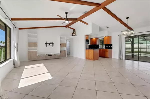 Cape Coral, FL 33990,124 SE 12th CT